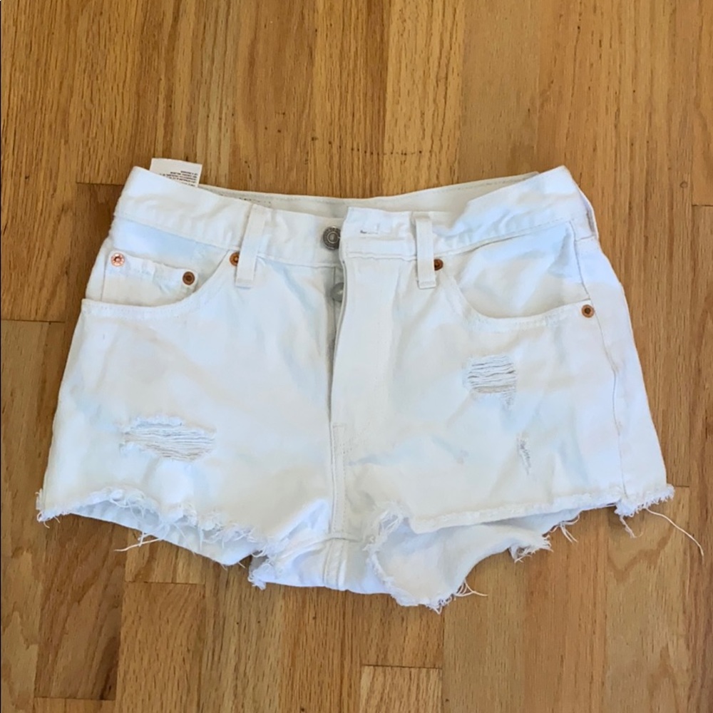 Cute Levi White Shorts